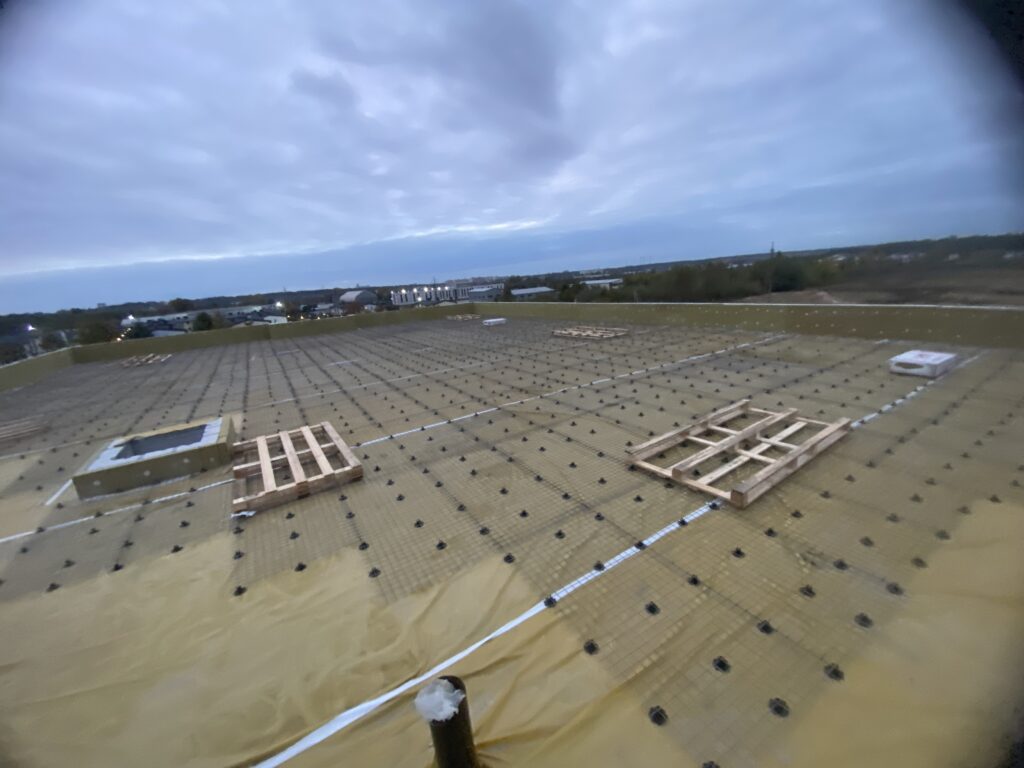 Ухил на покрівлі з ПВХ