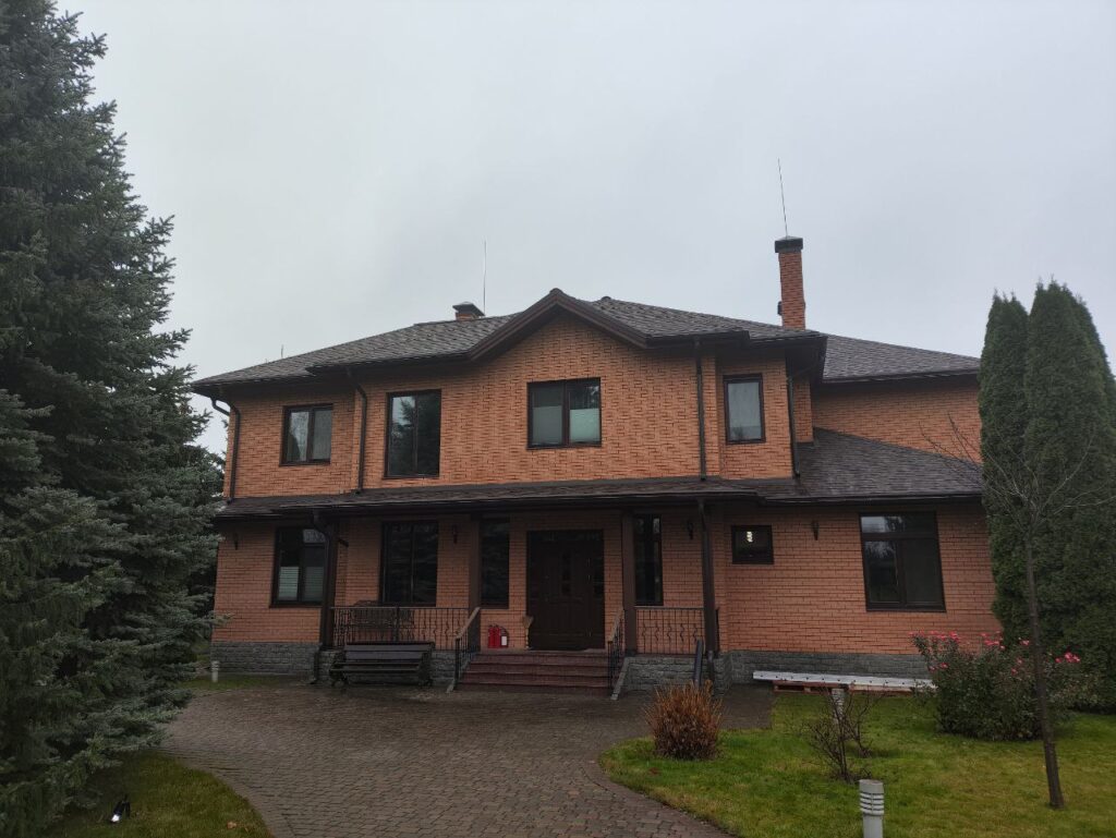 Ремонт бітумної черепиці