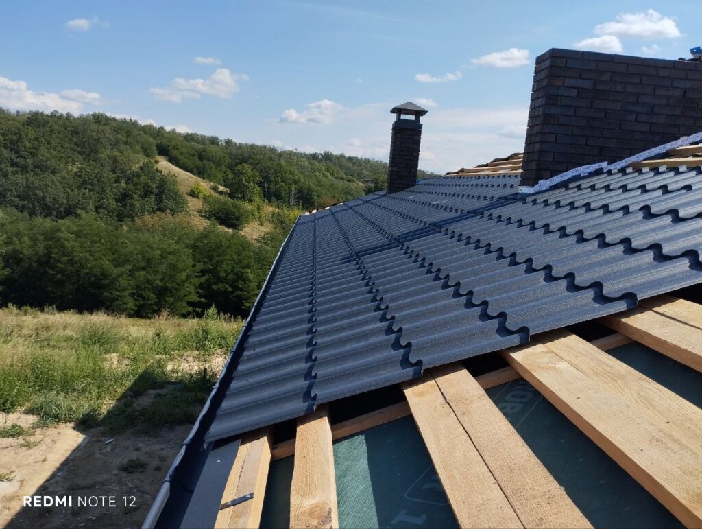 монтаж металочерепиці АМКО